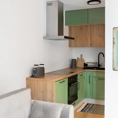 2 Bedroom Amazing In Czarnocin